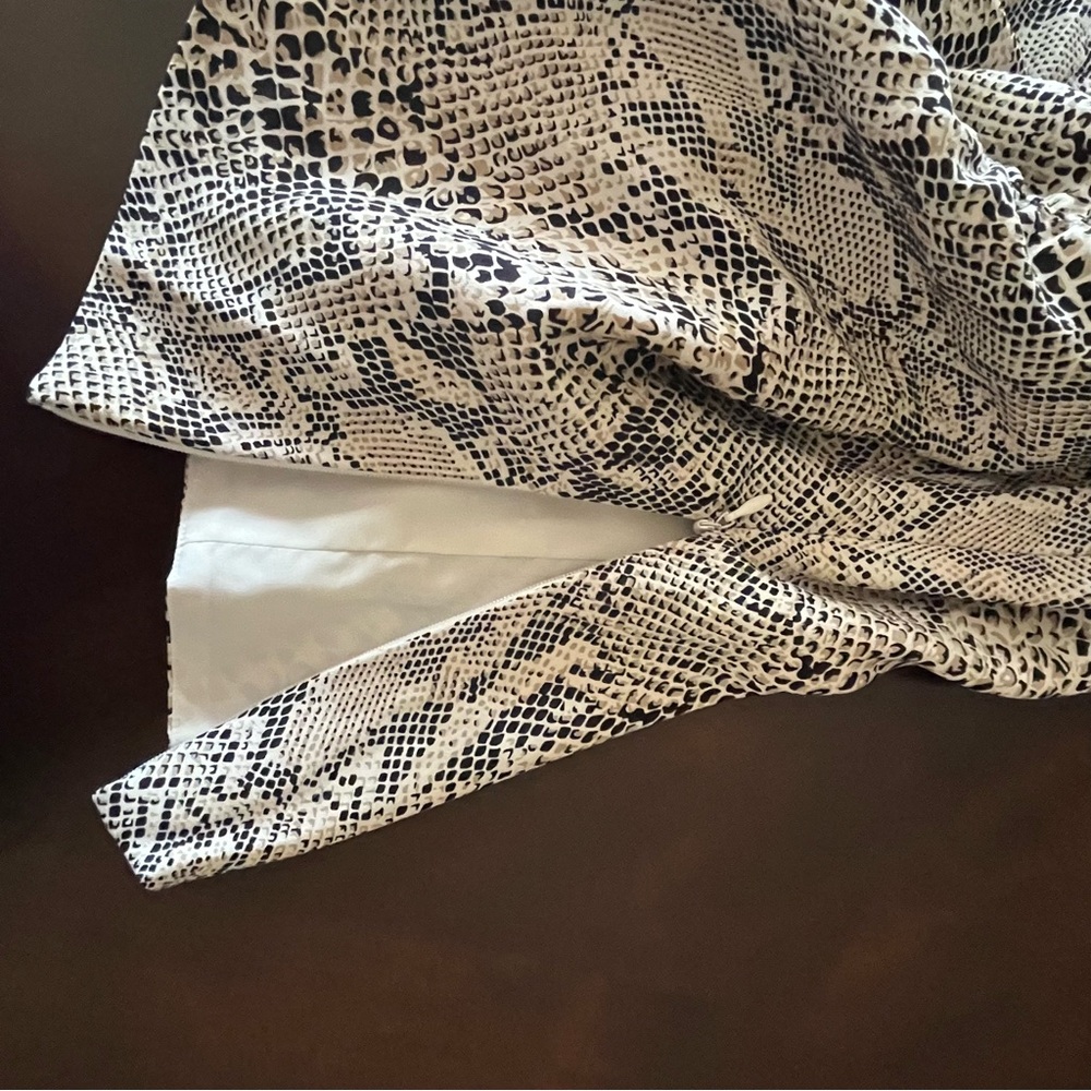 Doncaster Python Print Silk Cami Zip Side Beige And Black Size 8 - Picture 4 of 7